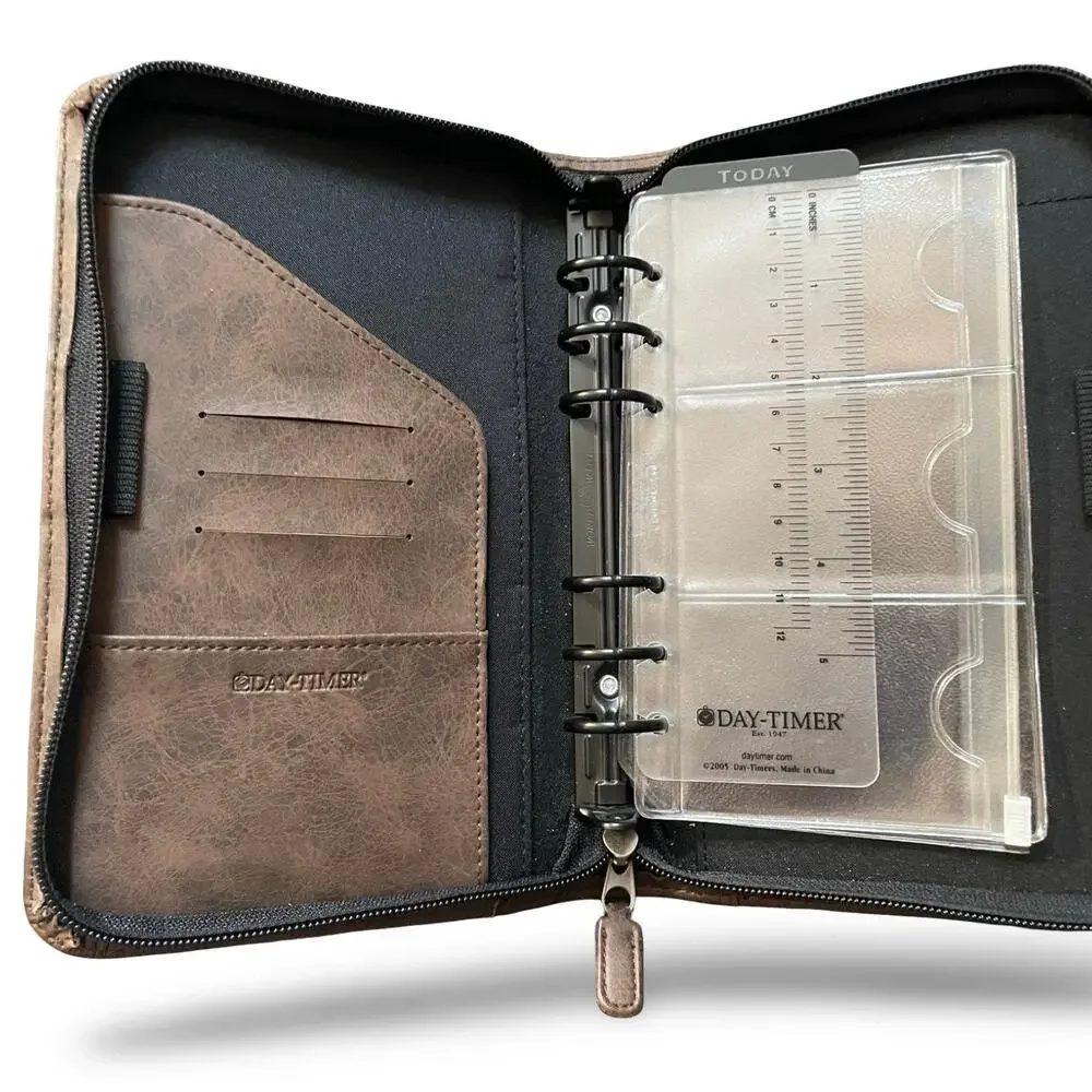 Day-Timer Distressed Brown Faux Leather Zip Around Planner Binder Organizer